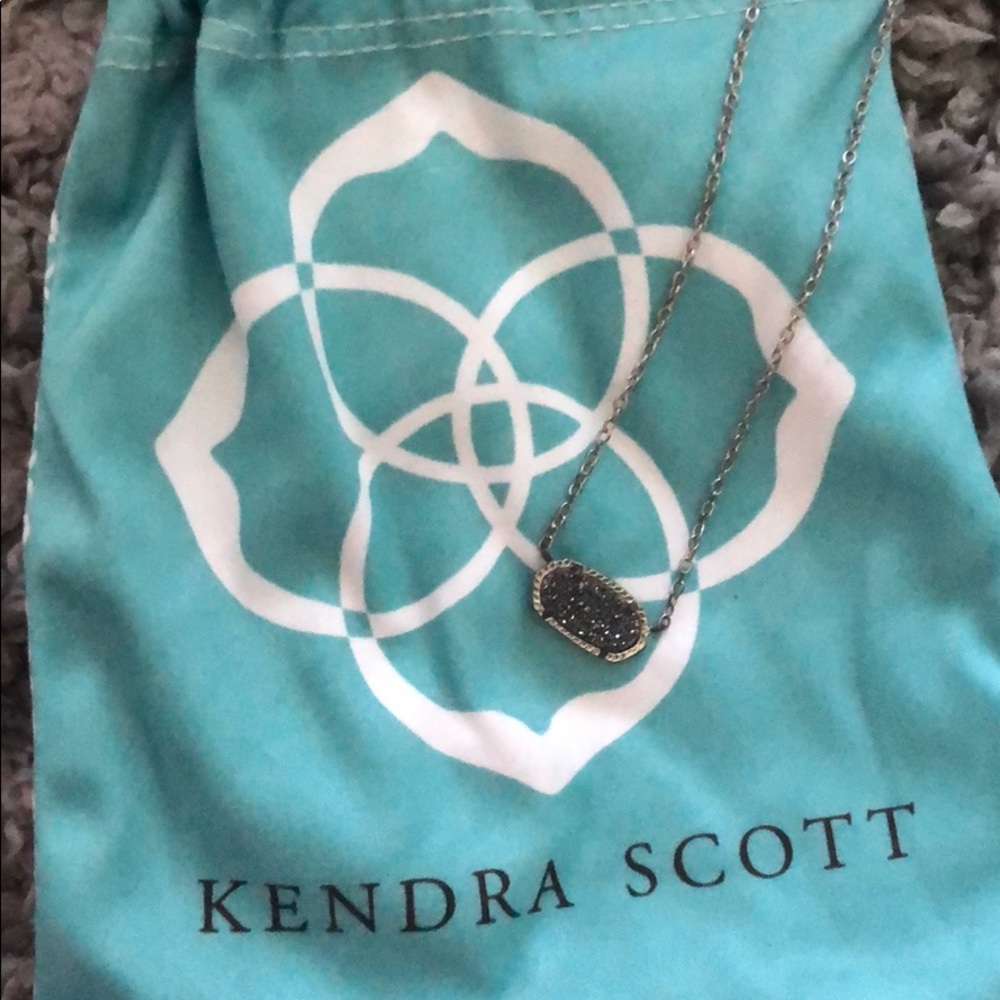 kendra scott necklace